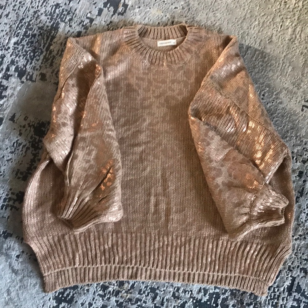 Oversized tan sweater with a shimmer-bronze colored leopard print. Size S/M.